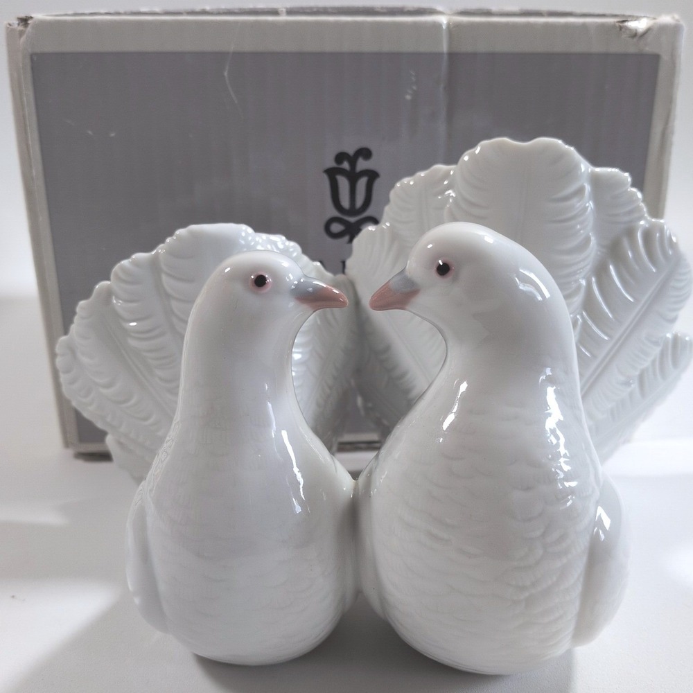 Lladro White Doves Porcelain Figurine 1169 Glossy Birds Spain Original Box